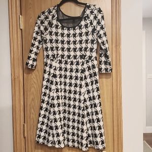 Isabella Oliver maternity dress